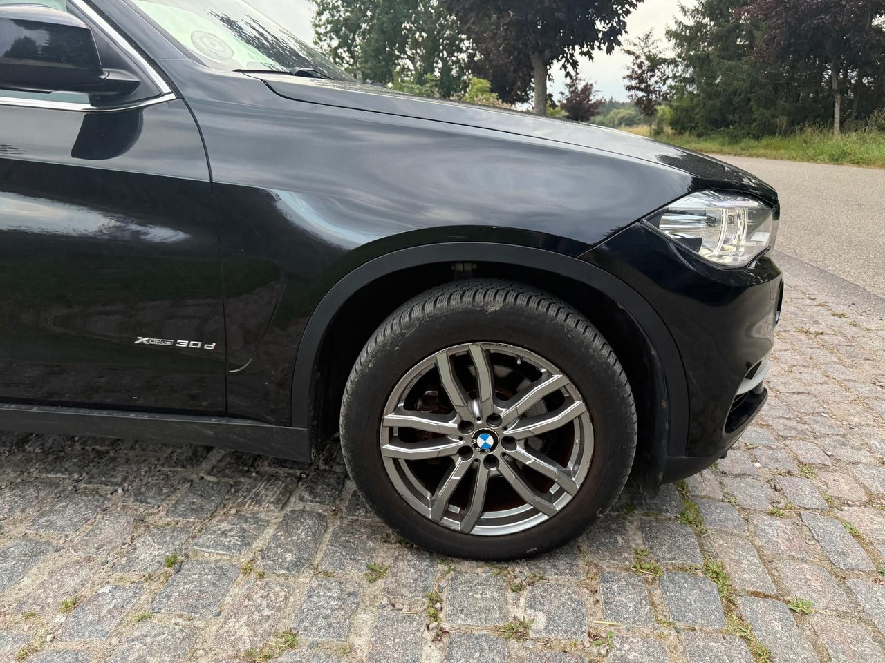 BMW X5 Baureihe X5 xDrive 30 d *21 000€ netto - SUV: afbeelding 3 BMW X5 Baureihe X5 xDrive 30 d *21 000€ netto - SUV: afbeelding 3
