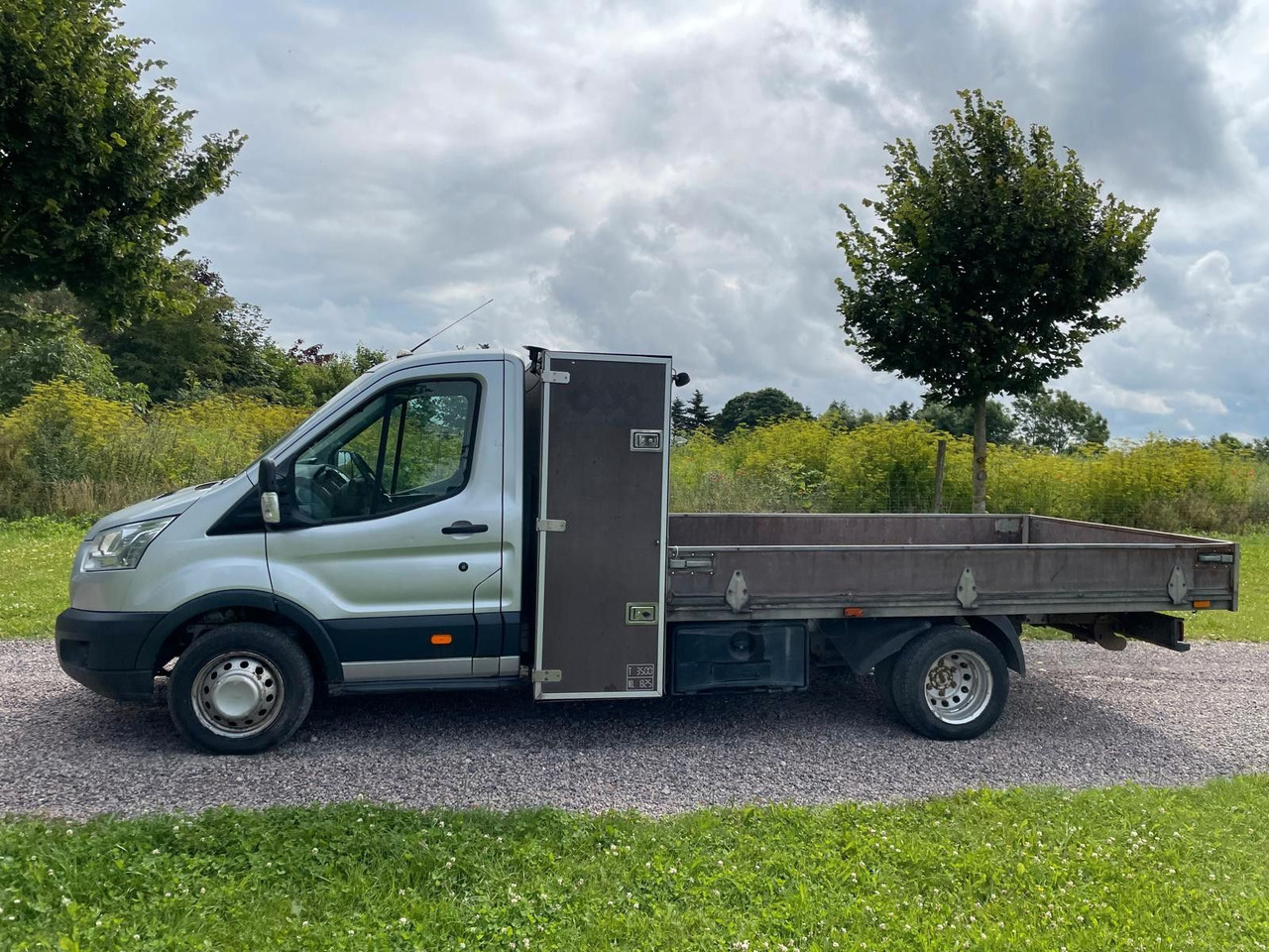 Ford Transit Pritsche 470 L3 Einzelkabine - Bestelwagen met open laadbak: afbeelding 2 Ford Transit Pritsche 470 L3 Einzelkabine - Bestelwagen met open laadbak: afbeelding 2