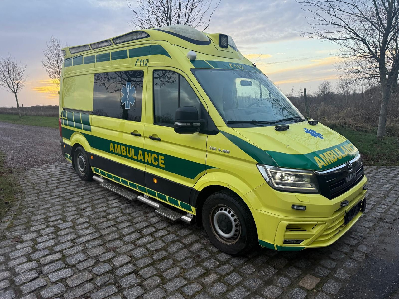 MAN TGE 4.180 Ambulance * 31 900 € netto - Ambulance: afbeelding 1 MAN TGE 4.180 Ambulance * 31 900 € netto - Ambulance: afbeelding 1