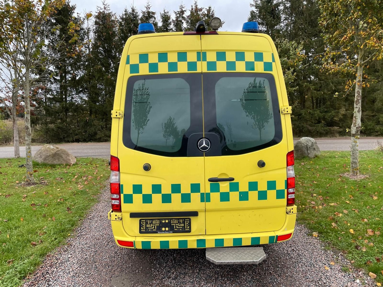 Mercedes-Benz Sprinter II 316 CDI Aut Ambulance Mercedes-Benz Sprinter II 316 CDI Aut Ambulance - Gesloten bestelwagen: afbeelding 5 Mercedes-Benz Sprinter II 316 CDI Aut Ambulance Mercedes-Benz Sprinter II 316 CDI Aut Ambulance - Gesloten bestelwagen: afbeelding 5