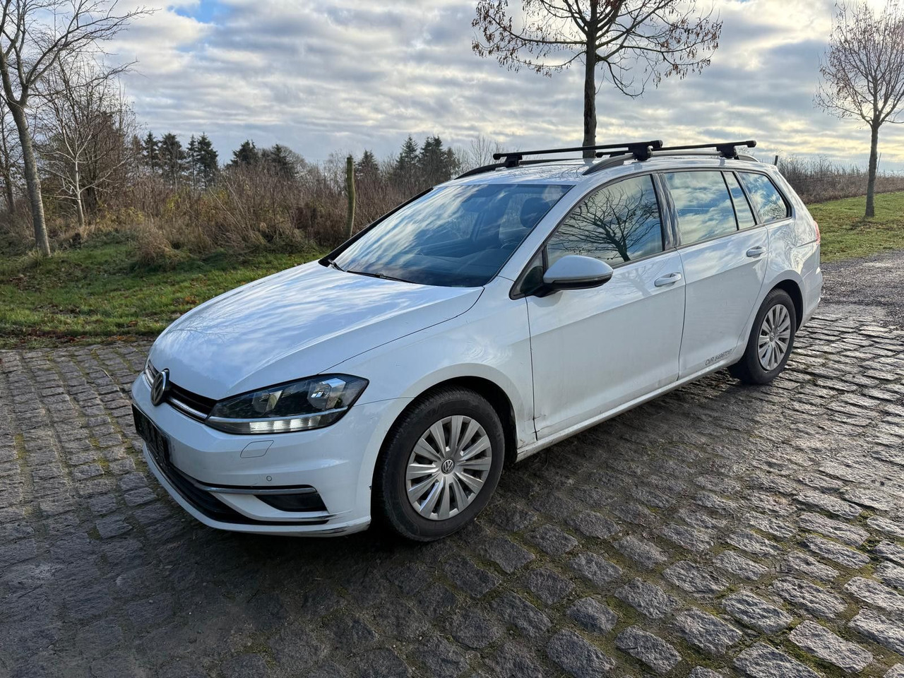 Volkswagen Golf VII 1.6 TDI Comfortline *LKW zull. 2sitze - Stationwagen: afbeelding 2 Volkswagen Golf VII 1.6 TDI Comfortline *LKW zull. 2sitze - Stationwagen: afbeelding 2
