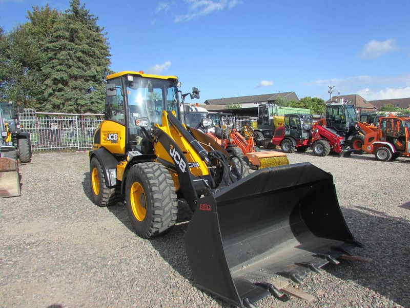 JCB 409 Radlader 46.500 EUR - Wiellader: afbeelding 4 JCB 409 Radlader 46.500 EUR - Wiellader: afbeelding 4