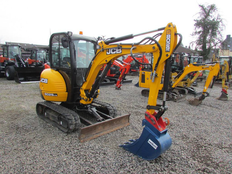 JCB 8029 CTS Minibagger 28.500 EUR - Minigraafmachine: afbeelding 4 JCB 8029 CTS Minibagger 28.500 EUR - Minigraafmachine: afbeelding 4