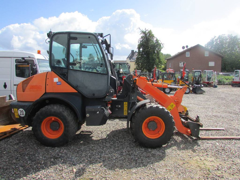 Komatsu WA 80-6 Radlader 27.500 EUR - Wiellader: afbeelding 1 Komatsu WA 80-6 Radlader 27.500 EUR - Wiellader: afbeelding 1