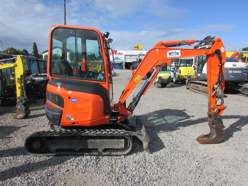 Kubota U 27-4 Minibagger 21.500 EUR - Minigraafmachine: afbeelding 4 Kubota U 27-4 Minibagger 21.500 EUR - Minigraafmachine: afbeelding 4