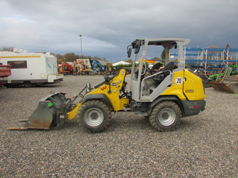 WACKER NEUSON WL 28 Radlader - Wiellader: afbeelding 1 WACKER NEUSON WL 28 Radlader - Wiellader: afbeelding 1