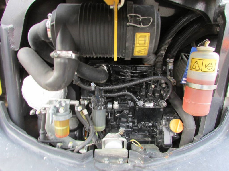 Yanmar Vio 25-4 Minibagger 19.500 EUR - Minigraafmachine: afbeelding 5 Yanmar Vio 25-4 Minibagger 19.500 EUR - Minigraafmachine: afbeelding 5