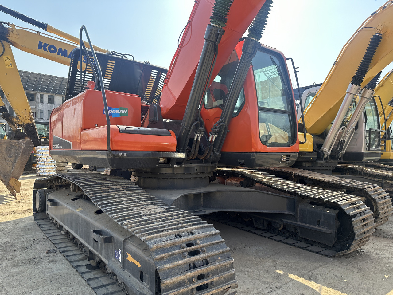 Doosan DX300-9C - Rupsgraafmachine: afbeelding 2 Doosan DX300-9C - Rupsgraafmachine: afbeelding 2