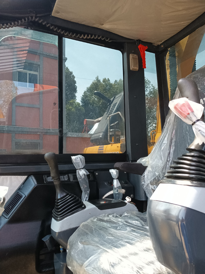 KOMATSU PC56-3 - Minigraafmachine: afbeelding 5 KOMATSU PC56-3 - Minigraafmachine: afbeelding 5