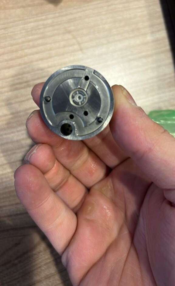 Valve Bosch 2010-2023 7135-588 Volvo and Renault - Brandstofsysteem voor Vrachtwagen: afbeelding 3 Valve Bosch 2010-2023 7135-588 Volvo and Renault - Brandstofsysteem voor Vrachtwagen: afbeelding 3