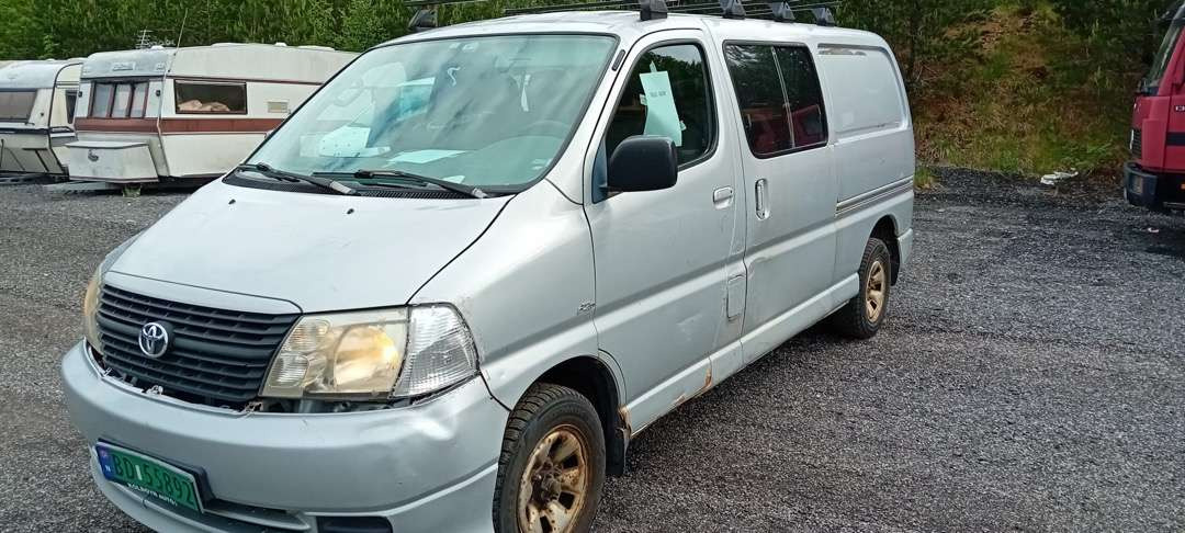 2008 Toyota Hiace 4WD og 2007 Toyota Hiace selges samlet - Personenwagen: afbeelding 1 2008 Toyota Hiace 4WD og 2007 Toyota Hiace selges samlet - Personenwagen: afbeelding 1