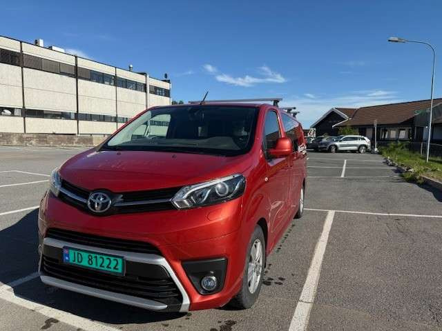 2017 Varebil Toyota Proace Lang utgave (Lav km stand) EU-Godkjent - Gesloten bestelwagen: afbeelding 1 2017 Varebil Toyota Proace Lang utgave (Lav km stand) EU-Godkjent - Gesloten bestelwagen: afbeelding 1