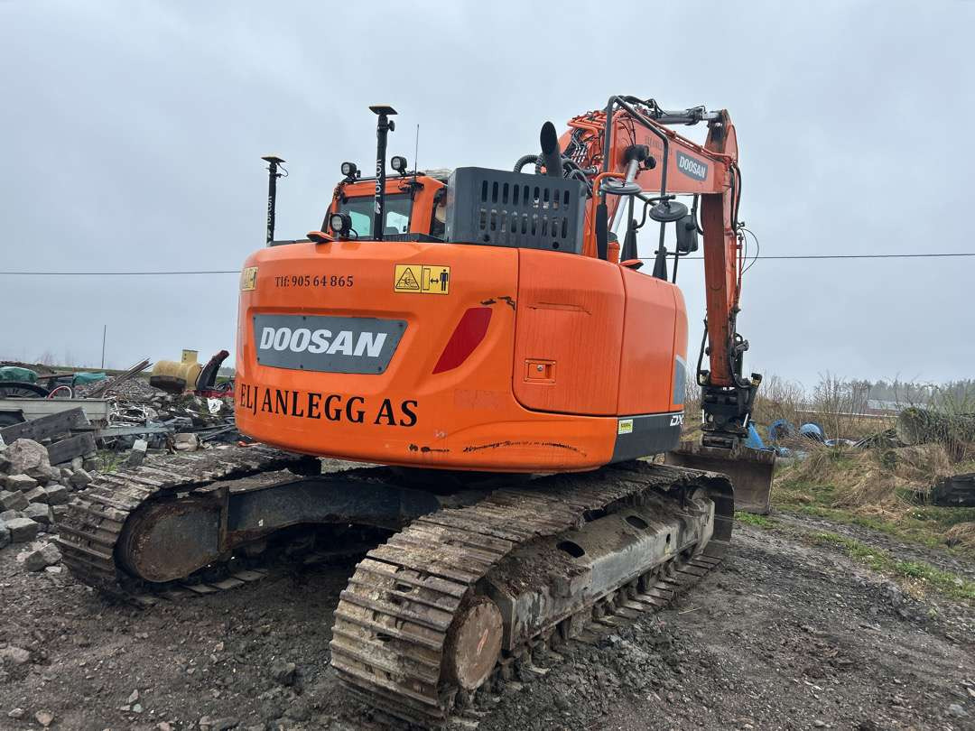 2018 Beltegraver 24 tonn Doosan DX 235LCR S 70-feste - Graafmachine: afbeelding 3 2018 Beltegraver 24 tonn Doosan DX 235LCR S 70-feste - Graafmachine: afbeelding 3