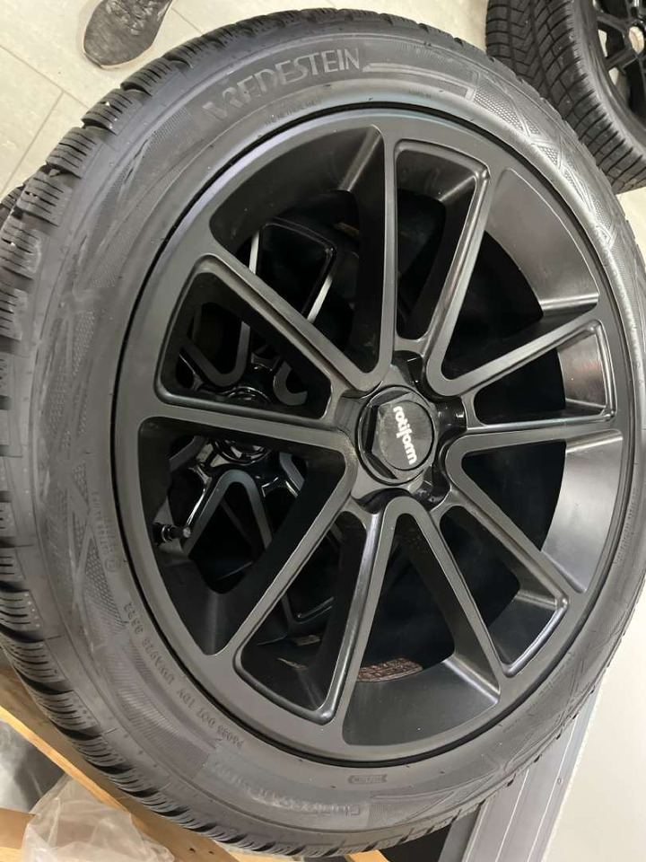 Eksklusive dekk og felger til Mercedes G-Class (G-Wagon) - Gereedschap/ Toebehoor: afbeelding 1 Eksklusive dekk og felger til Mercedes G-Class (G-Wagon) - Gereedschap/ Toebehoor: afbeelding 1