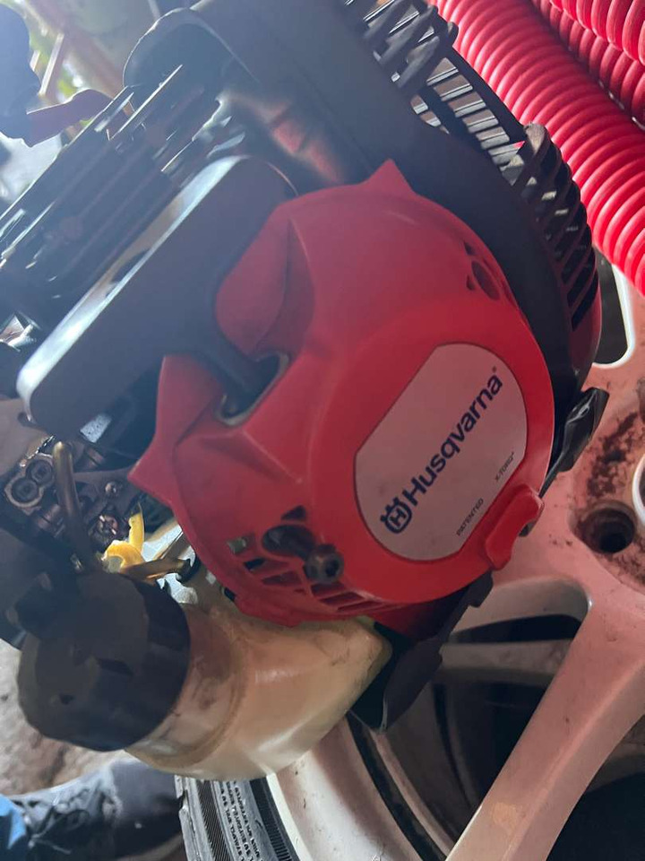 Husqvarna kantklipper repobjekt - Gazonmaaier: afbeelding 3 Husqvarna kantklipper repobjekt - Gazonmaaier: afbeelding 3