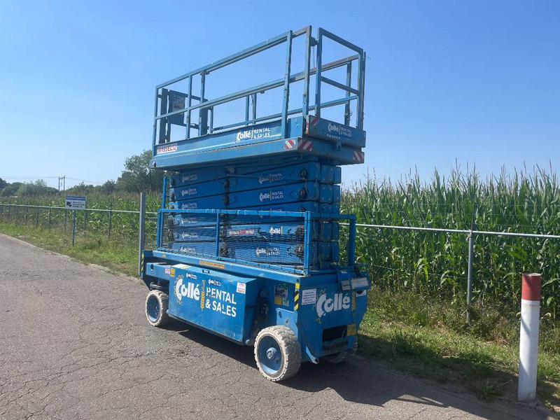 Holland lift N 195 EL 12 | 2007 - Schaarlift: afbeelding 3 Holland lift N 195 EL 12 | 2007 - Schaarlift: afbeelding 3