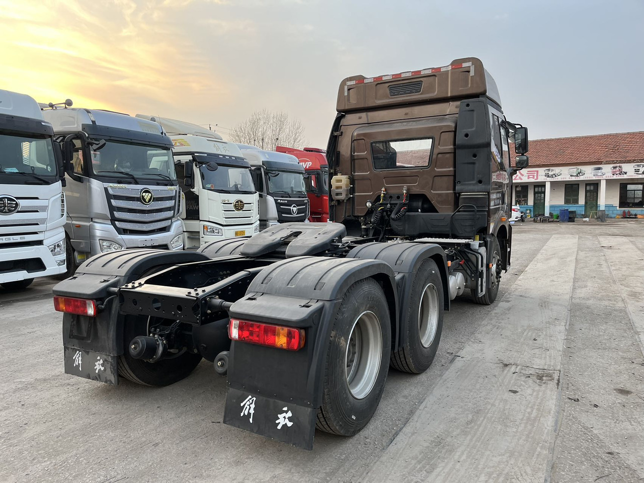 FAW J6P - Trekker: afbeelding 4 FAW J6P - Trekker: afbeelding 4