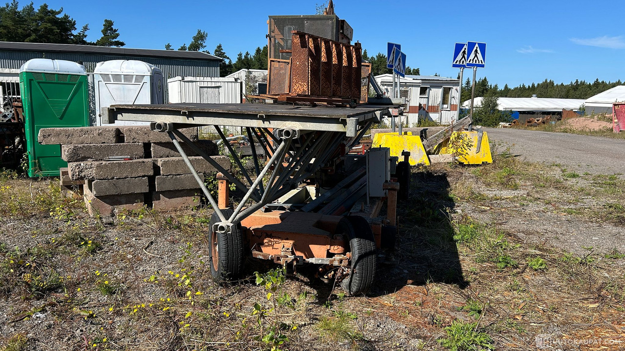 Mastonostin Alimak Aliclimber 3900, vm. 1997, Rauma - Bouwmachine: afbeelding 4 Mastonostin Alimak Aliclimber 3900, vm. 1997, Rauma - Bouwmachine: afbeelding 4