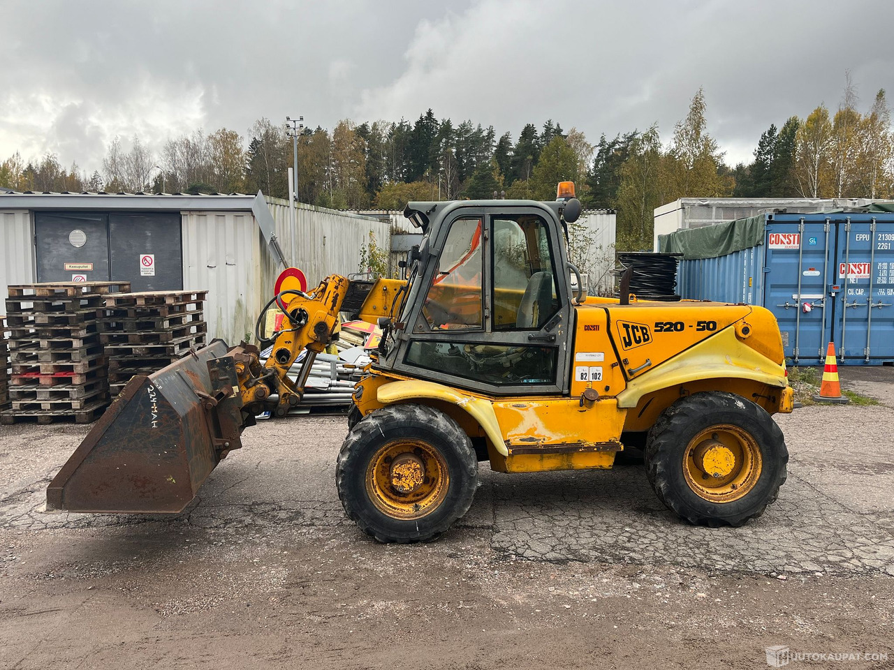 JCB 520-50-4X4/200, puomihaarukkanostin/kurottaja, 1999, Vantaa - Verreiker: afbeelding 2 JCB 520-50-4X4/200, puomihaarukkanostin/kurottaja, 1999, Vantaa - Verreiker: afbeelding 2