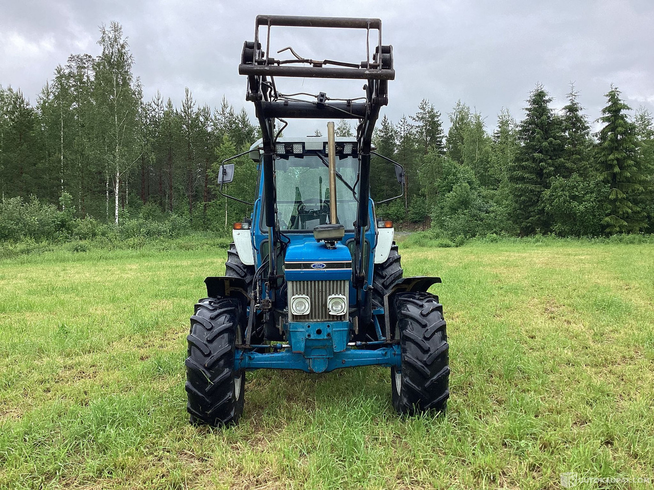 Ford 6610 turbo MKII Kuormaaja Trima 1420, Kankaanpää - Landbouwmachine: afbeelding 3 Ford 6610 turbo MKII Kuormaaja Trima 1420, Kankaanpää - Landbouwmachine: afbeelding 3
