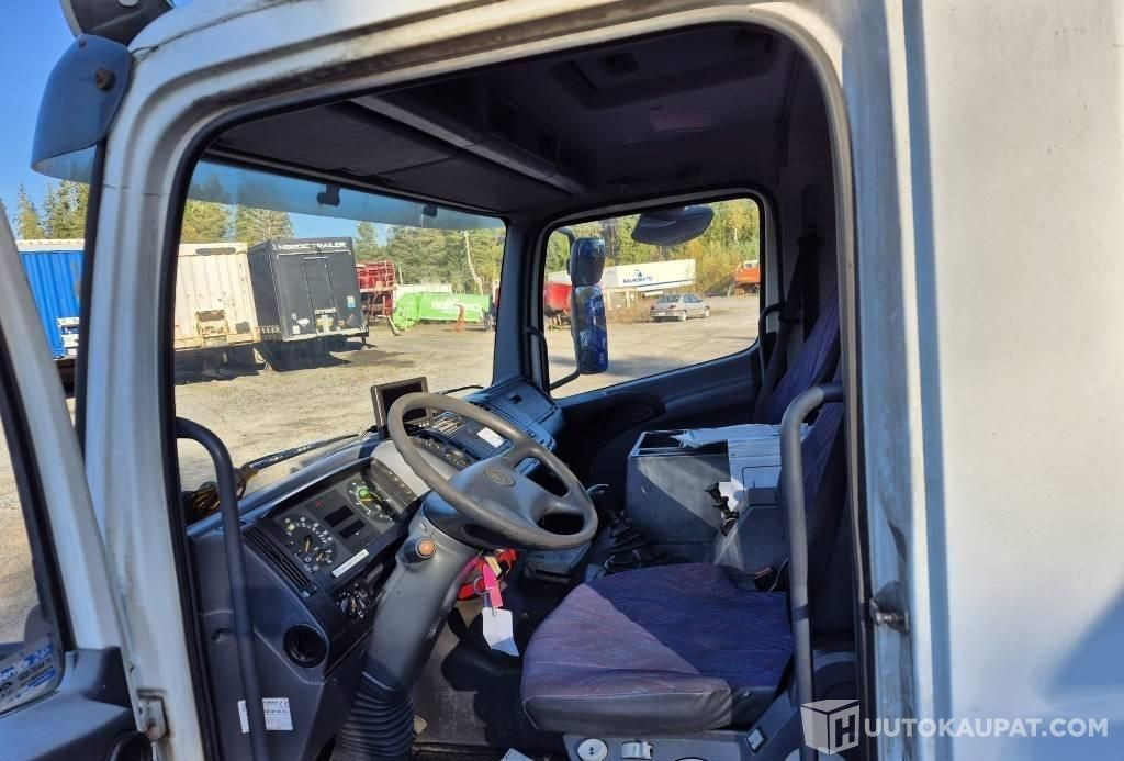 Mercedes-Benz Atego 1223 umpikori+pl nostin, 2003, 323 000 km, Forssa - Bakwagen: afbeelding 5 Mercedes-Benz Atego 1223 umpikori+pl nostin, 2003, 323 000 km, Forssa - Bakwagen: afbeelding 5