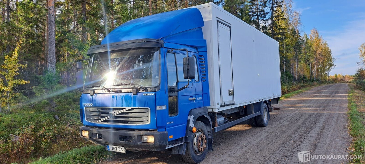 Volvo FL 220, 2000 Umpikorinen kuorma-auto, Kruunupyy - Bakwagen: afbeelding 1 Volvo FL 220, 2000 Umpikorinen kuorma-auto, Kruunupyy - Bakwagen: afbeelding 1