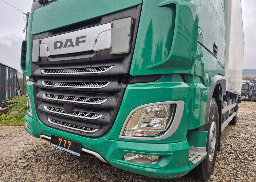 DAF XF ORYGINALNY PRZEBIEG z Niemiec / TANDEM ZESTAW PRZEJAZDOWY Z WINDĄ - Bakwagen: afbeelding 5 DAF XF ORYGINALNY PRZEBIEG z Niemiec / TANDEM ZESTAW PRZEJAZDOWY Z WINDĄ - Bakwagen: afbeelding 5