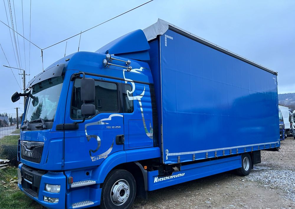 MAN TGL 12.250 cena za ZESTAW TANDEM UNIKAT przebieg z Niemiec MANUAL HAK / EURO 6 / przyczepa zestaw jumbo / opony 80% - Schuifzeilen vrachtwagen: afbeelding 2 MAN TGL 12.250 cena za ZESTAW TANDEM UNIKAT przebieg z Niemiec MANUAL HAK / EURO 6 / przyczepa zestaw jumbo / opony 80% - Schuifzeilen vrachtwagen: afbeelding 2
