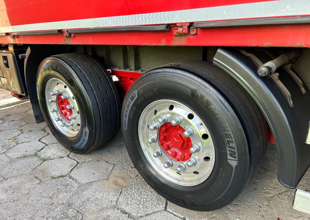 Schmitz Cargobull 7.7m OCYNK OSIE MERCEDES ALUFELGI KONTENER TANDEM NAPOJÓWKA OTWIERANY BOK DO NAPOJÓW STAN BDB - Drankenwagen oplegger: afbeelding 3 Schmitz Cargobull 7.7m OCYNK OSIE MERCEDES ALUFELGI KONTENER TANDEM NAPOJÓWKA OTWIERANY BOK DO NAPOJÓW STAN BDB - Drankenwagen oplegger: afbeelding 3