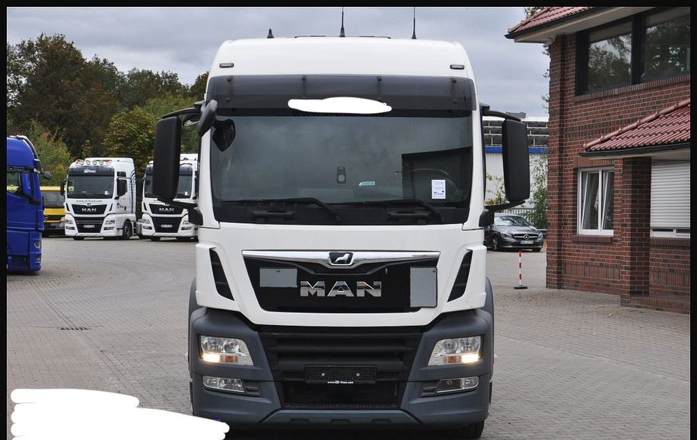 MAN TGS 18.420 2019 NAUKA JAZDY POLIFT ELKA AUTOMAT 4x2 STANDARD 315/70r22.5 SUPER STAN TGX 470 460 420 430 500 510 400 360 410 - Trekker: afbeelding 4 MAN TGS 18.420 2019 NAUKA JAZDY POLIFT ELKA AUTOMAT 4x2 STANDARD 315/70r22.5 SUPER STAN TGX 470 460 420 430 500 510 400 360 410 - Trekker: afbeelding 4