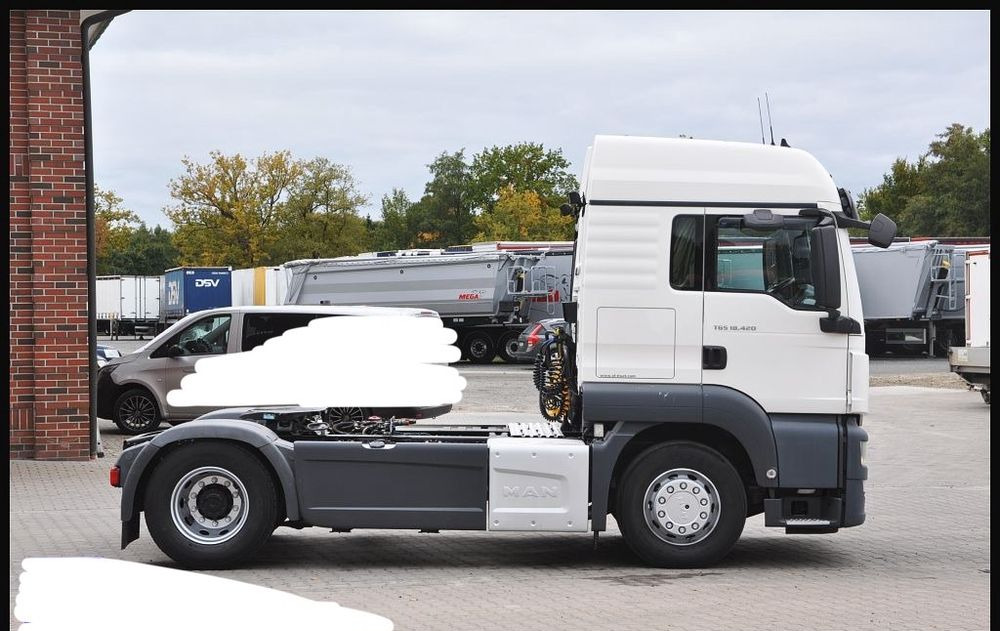 MAN TGS 18.420 2019 NAUKA JAZDY POLIFT ELKA AUTOMAT 4x2 STANDARD 315/70r22.5 SUPER STAN TGX 470 460 420 430 500 510 400 360 410 - Trekker: afbeelding 2 MAN TGS 18.420 2019 NAUKA JAZDY POLIFT ELKA AUTOMAT 4x2 STANDARD 315/70r22.5 SUPER STAN TGX 470 460 420 430 500 510 400 360 410 - Trekker: afbeelding 2