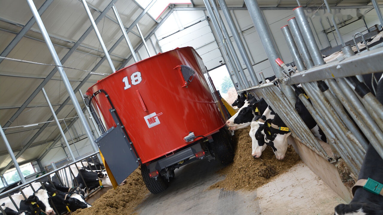 Metal-Fach T659 - BELMIX - Voermengwagen: afbeelding 3 Metal-Fach T659 - BELMIX - Voermengwagen: afbeelding 3