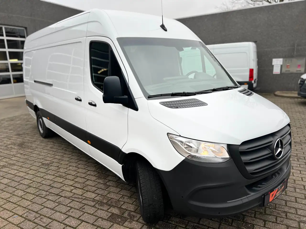 Mercedes-Benz Sprinter 317 L3H2 (36.500€ex)CAMERA | PTS | CARPLAY - Gesloten bestelwagen: afbeelding 4 Mercedes-Benz Sprinter 317 L3H2 (36.500€ex)CAMERA | PTS | CARPLAY - Gesloten bestelwagen: afbeelding 4