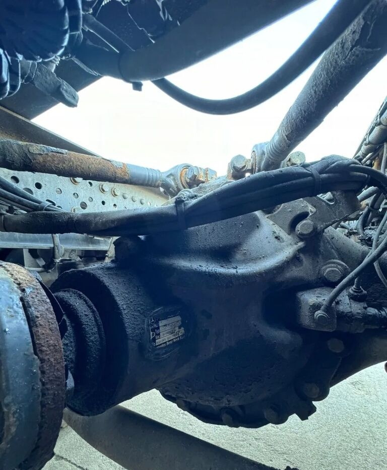 Mercedes-Benz ACTROS MP 4 2,733 R440-13 truck - Achterass voor Vrachtwagen: afbeelding 1 Mercedes-Benz ACTROS MP 4 2,733 R440-13 truck - Achterass voor Vrachtwagen: afbeelding 1