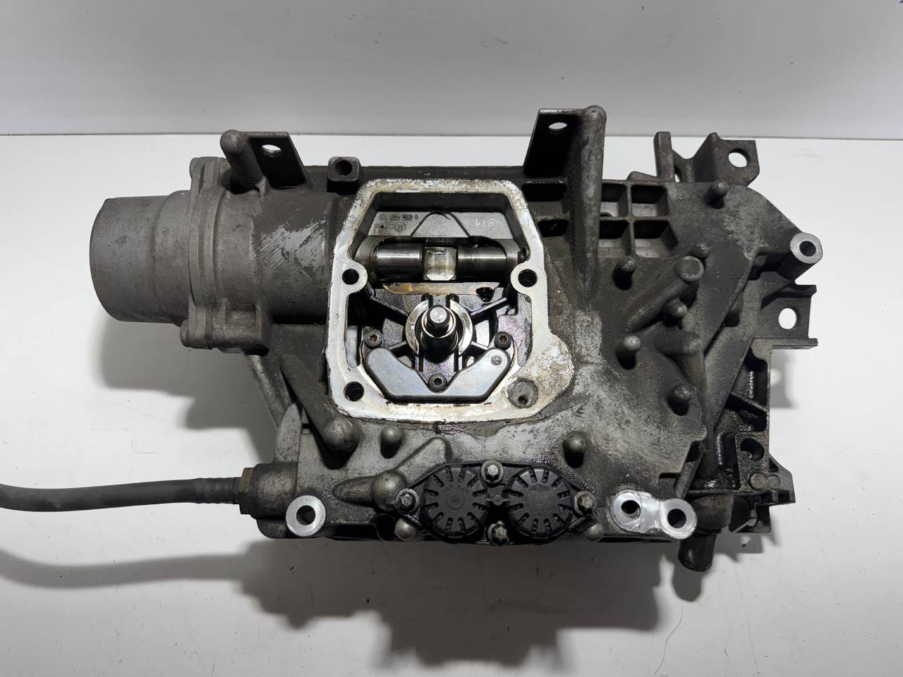 Mercedes Atego III - Versnellingsbak en onderdelen: afbeelding 2 Mercedes Atego III - Versnellingsbak en onderdelen: afbeelding 2