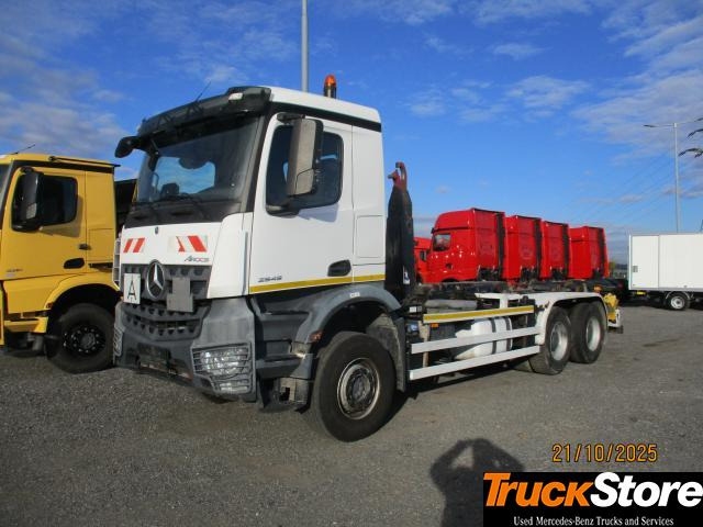 Mercedes-Benz Arocs 2645 L - Haakarmsysteem vrachtwagen: afbeelding 1 Mercedes-Benz Arocs 2645 L - Haakarmsysteem vrachtwagen: afbeelding 1