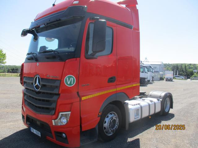 Mercedes-Benz Actros 1845 LS nRL - Trekker: afbeelding 1 Mercedes-Benz Actros 1845 LS nRL - Trekker: afbeelding 1