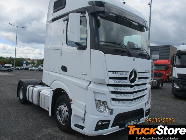 Mercedes-Benz Actros 1851 LS - Trekker: afbeelding 1 Mercedes-Benz Actros 1851 LS - Trekker: afbeelding 1
