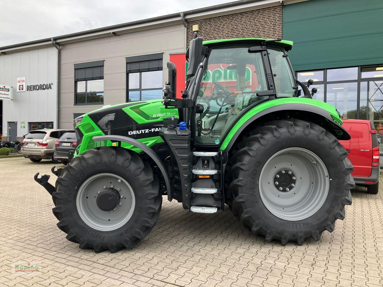 Deutz 6160.4 TTV - Tractor: afbeelding 2 Deutz 6160.4 TTV - Tractor: afbeelding 2