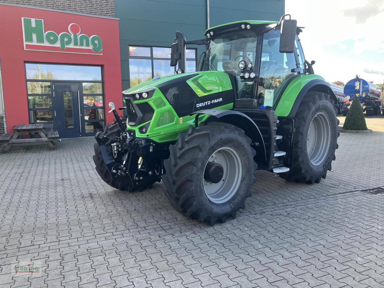 Deutz-Fahr 6170 Schalter - Tractor: afbeelding 1 Deutz-Fahr 6170 Schalter - Tractor: afbeelding 1