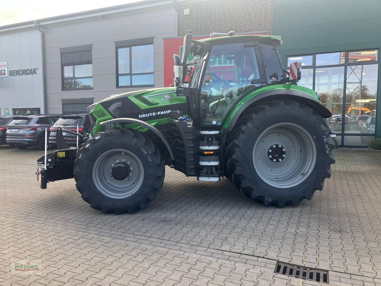 Deutz-Fahr 6180 TTV 30 Jahre Edition - Tractor: afbeelding 2 Deutz-Fahr 6180 TTV 30 Jahre Edition - Tractor: afbeelding 2