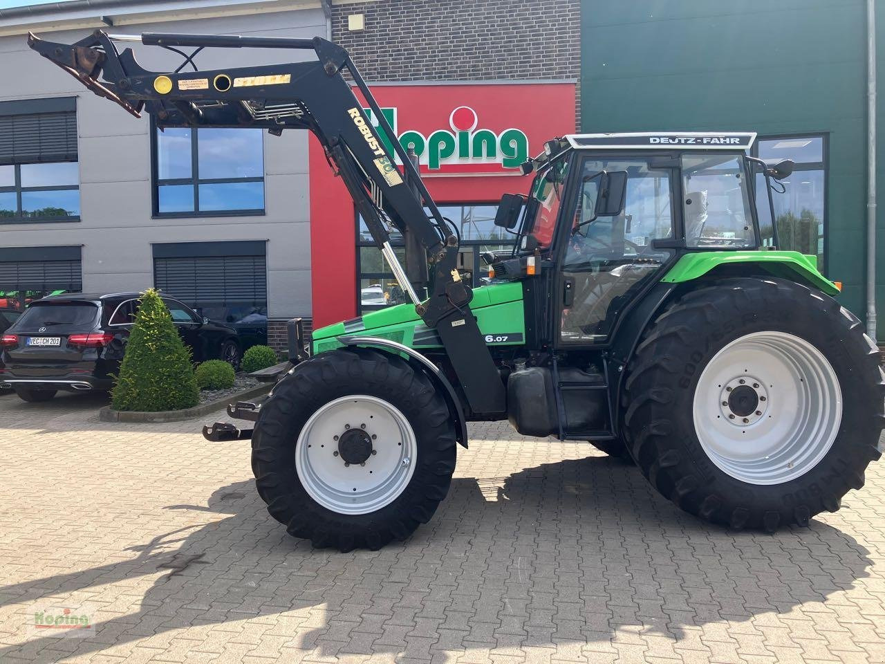 Deutz-Fahr DX 6.07 - Tractor: afbeelding 2 Deutz-Fahr DX 6.07 - Tractor: afbeelding 2
