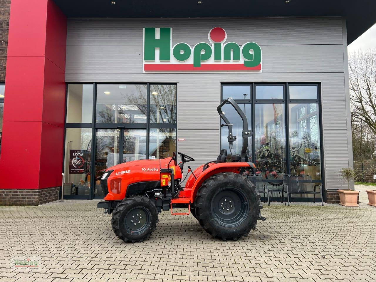 Kubota L1-382 DW - Gemeentelijke tractor: afbeelding 2 Kubota L1-382 DW - Gemeentelijke tractor: afbeelding 2