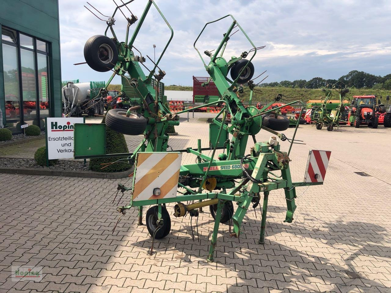 Stoll Speed 680 Hydro - Hooischudder: afbeelding 3 Stoll Speed 680 Hydro - Hooischudder: afbeelding 3