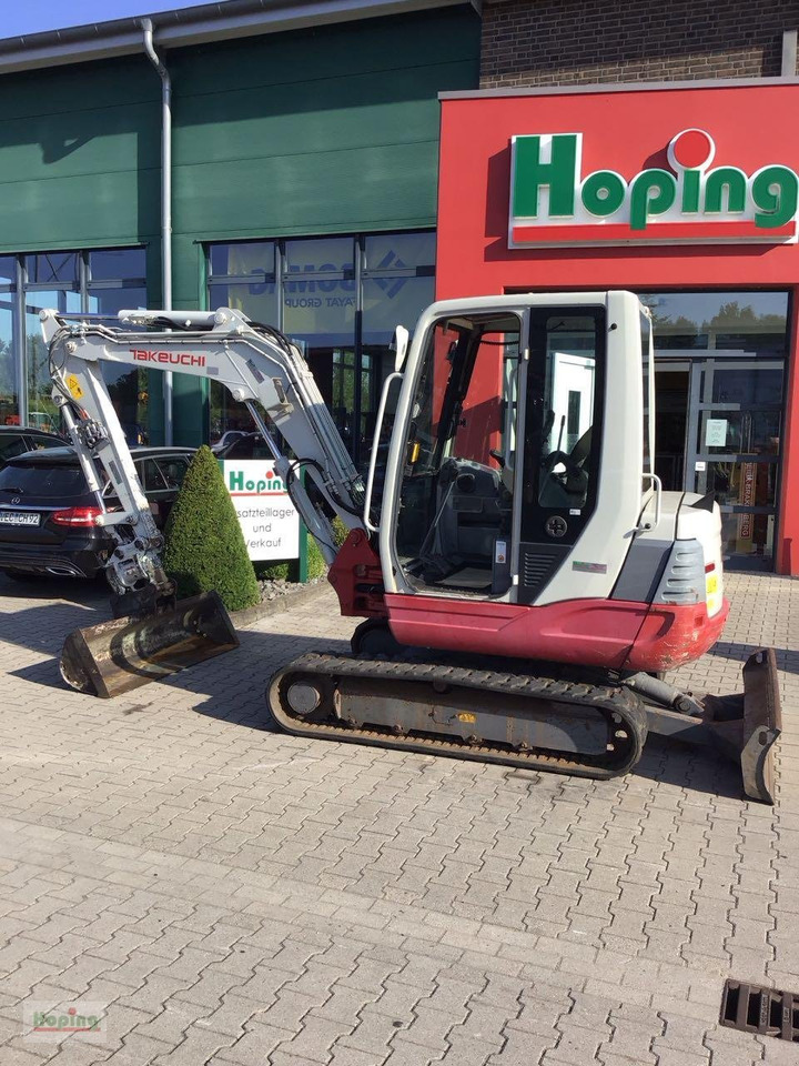 Takeuchi TB 235 - Minigraafmachine: afbeelding 2 Takeuchi TB 235 - Minigraafmachine: afbeelding 2