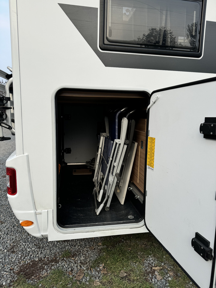 Leasing ADRIA Matrix 670 SL ADRIA Matrix 670 SL: afbeelding 23 Leasing ADRIA Matrix 670 SL ADRIA Matrix 670 SL: afbeelding 23