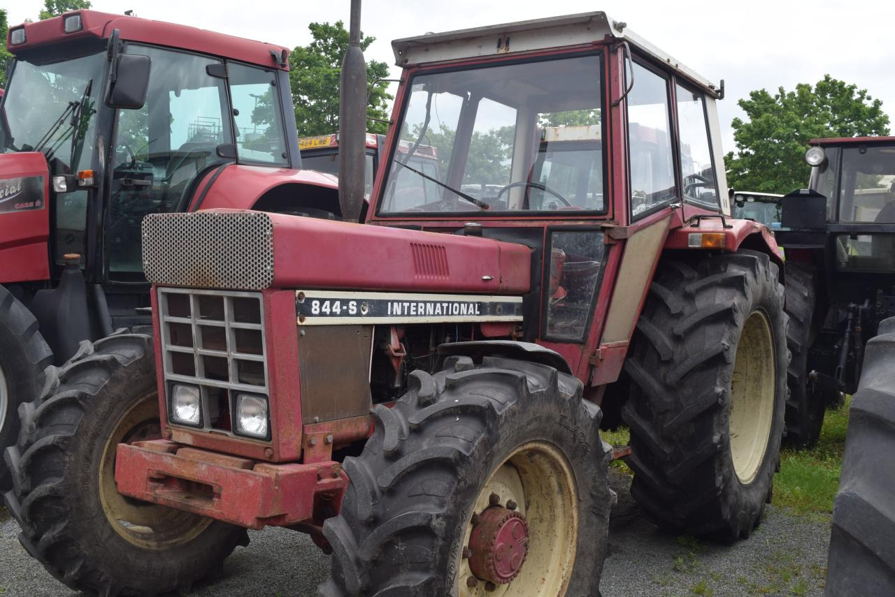 Case-IH 844 A/S - Tractor: afbeelding 1 Case-IH 844 A/S - Tractor: afbeelding 1