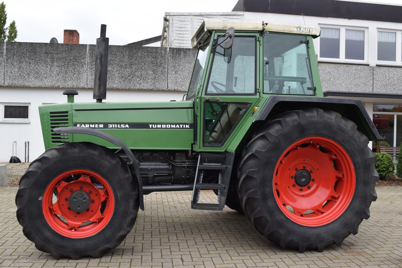 Fendt Farmer 311 LSA - Tractor: afbeelding 2 Fendt Farmer 311 LSA - Tractor: afbeelding 2