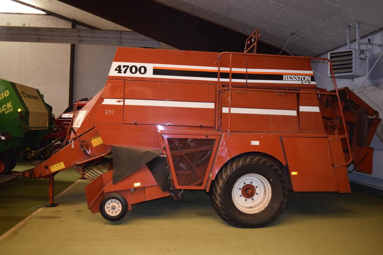 Fiat Hesston 4700 - Vierkante balenpers: afbeelding 1 Fiat Hesston 4700 - Vierkante balenpers: afbeelding 1