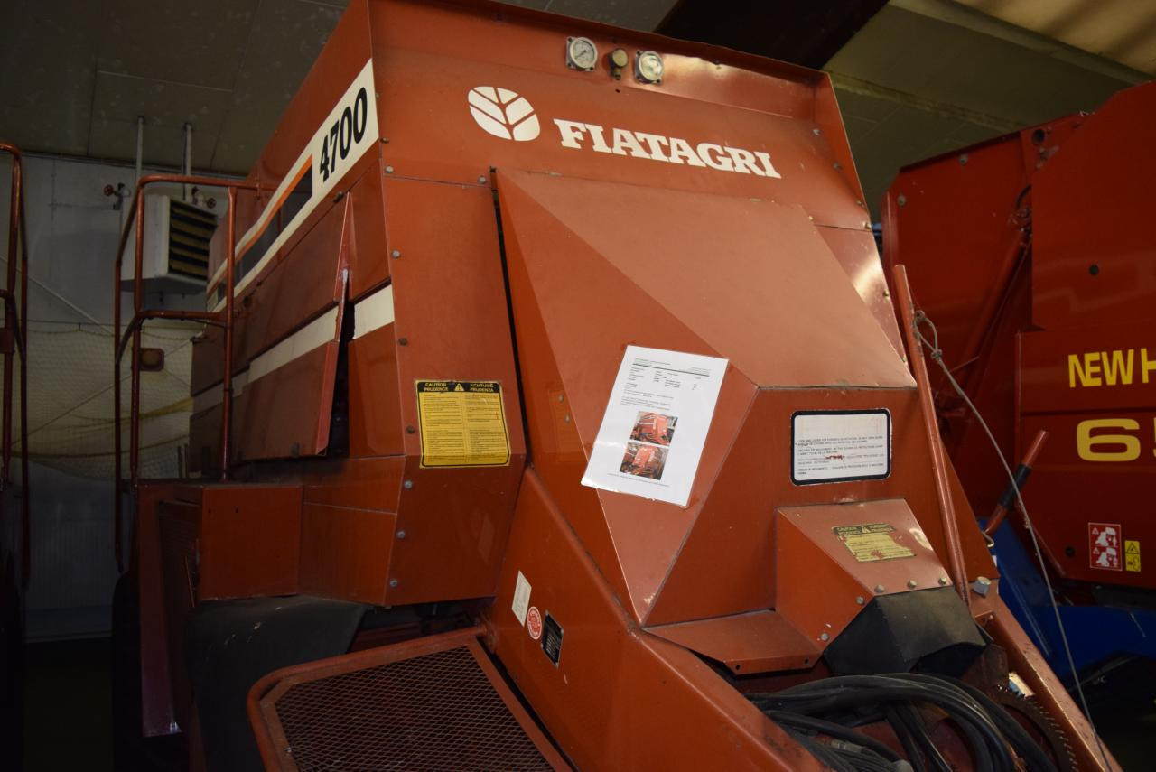 Fiat Hesston 4700 - Vierkante balenpers: afbeelding 5 Fiat Hesston 4700 - Vierkante balenpers: afbeelding 5